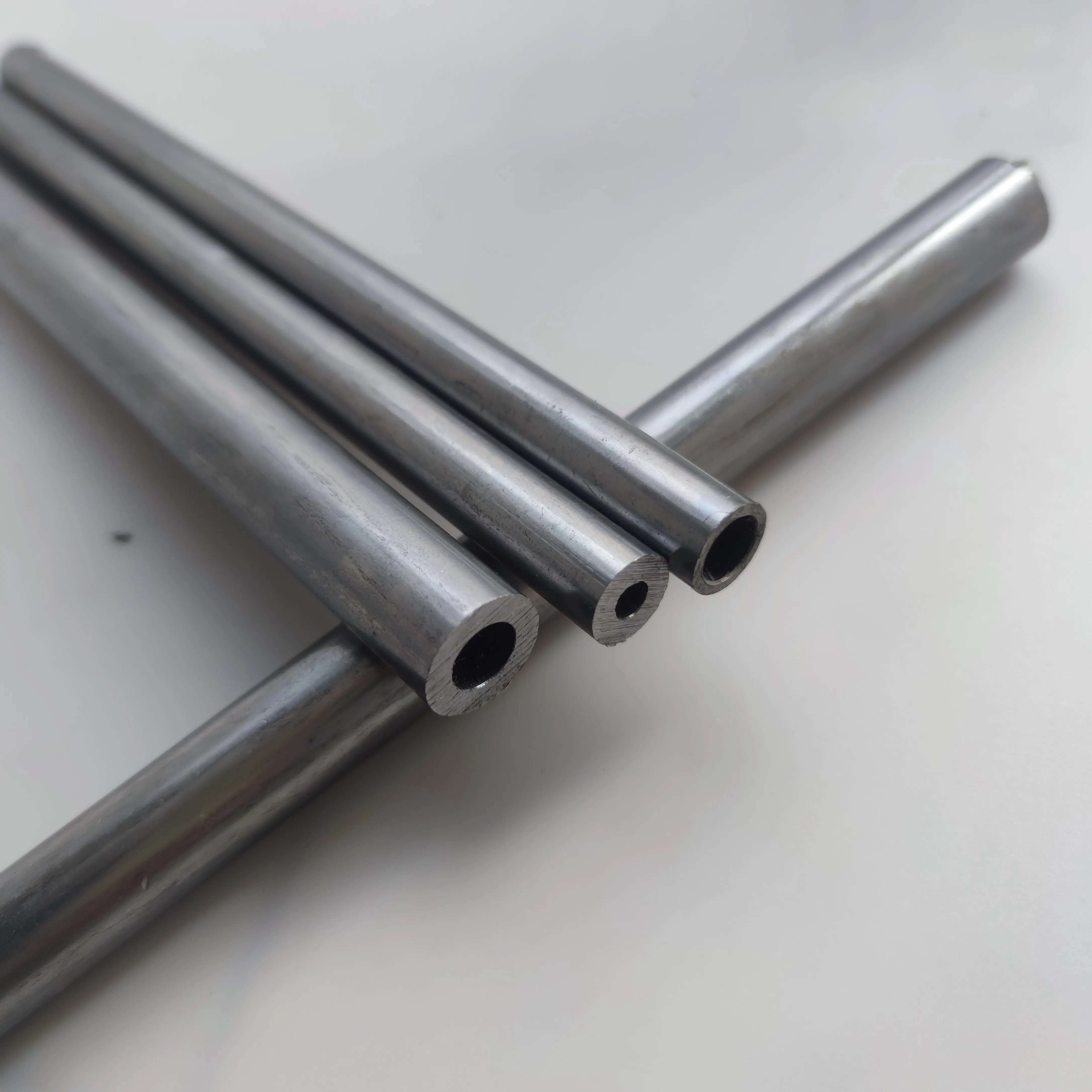 

Steel Pipe Metal Carbon Steel Pipe