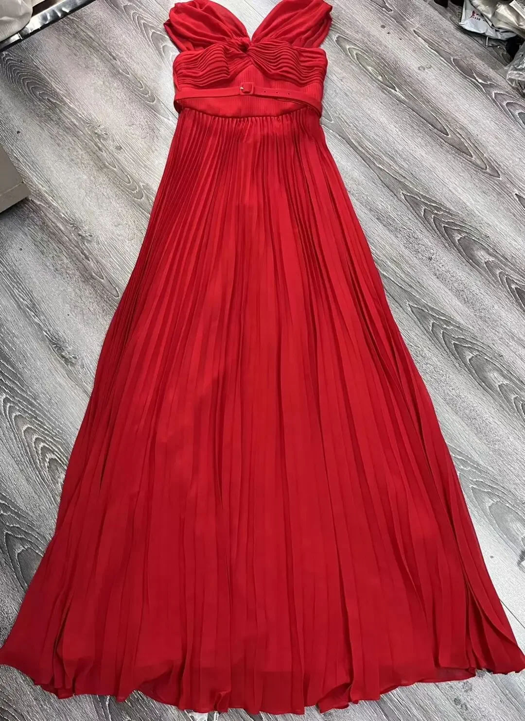 2024 Early Autumn Red Design Feeling One Shoulder Pleated Dress