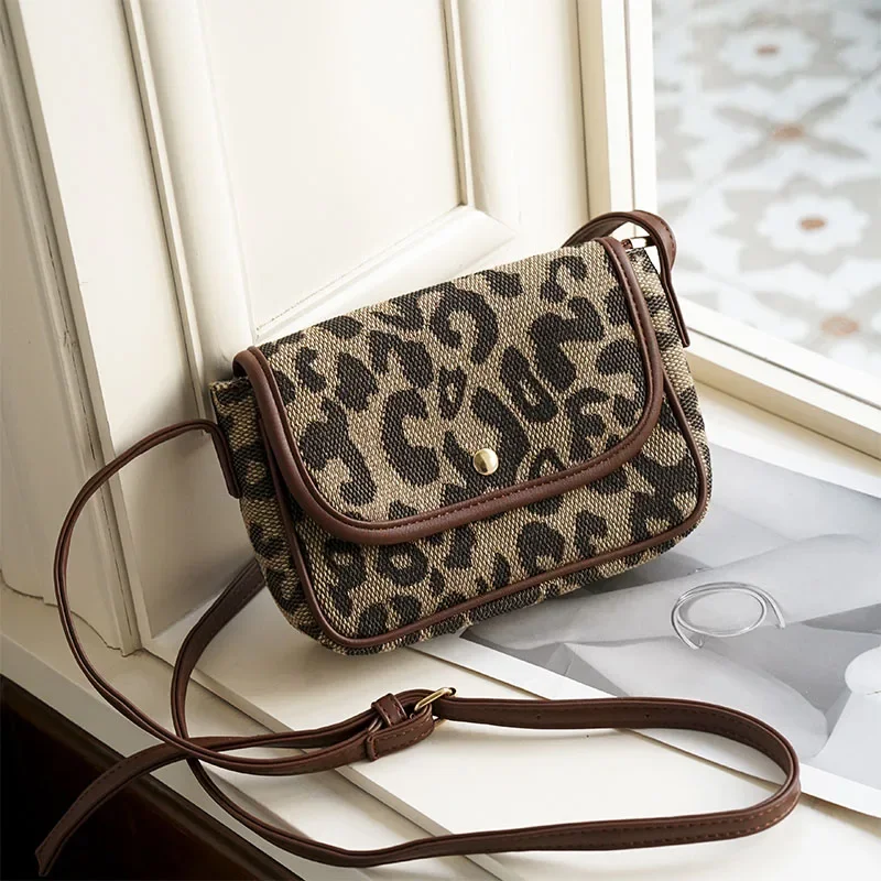 

Leopard Phone Bag Women Summer New Korean High End Rectangle One Shoulder Bags Compact Portable Popular Flap Crossbody Bag