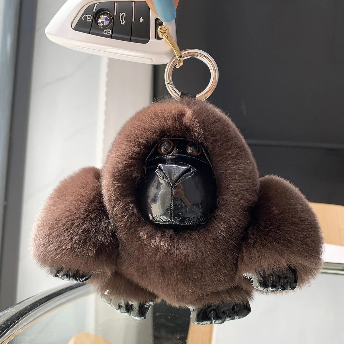 2024 Fluffy Real Rabbit Fur Gorilla Doll Keychain For Women Luxury Keyring Accessories Bag Decoration Trinkrt Jewelry Gifts