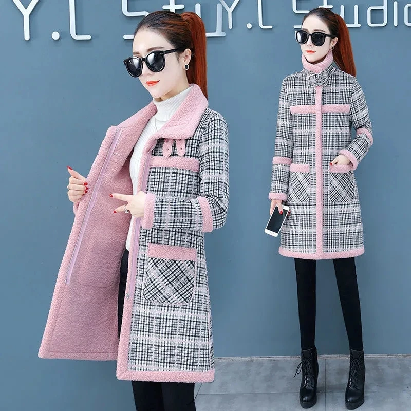 

Women Autumn WinterNew Woolen Lattice Coat Loose Wool Jacket Female Add Velvet Keep Warm Overcoat Woolen Coat C