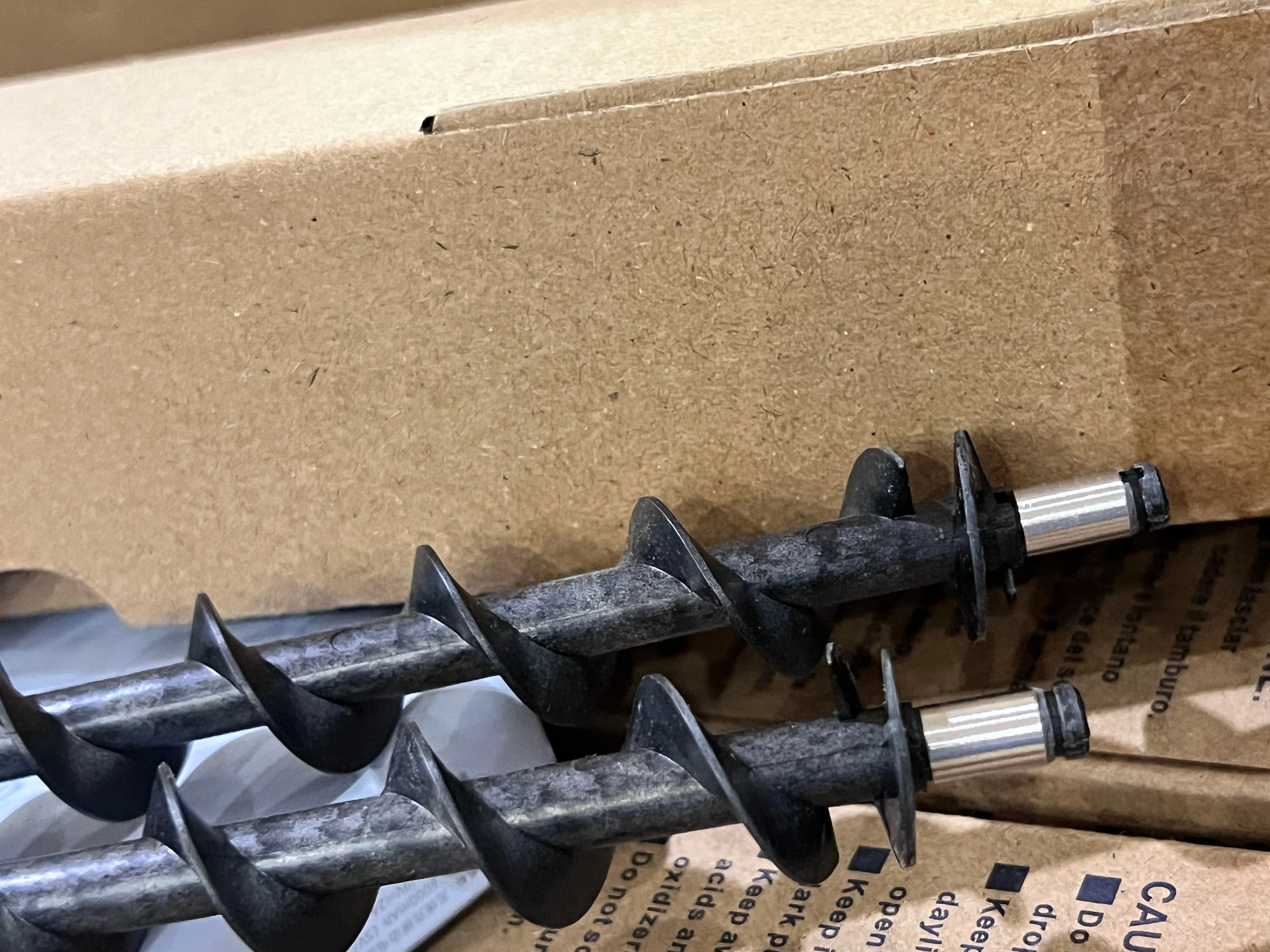 

1pcs new Feed Screw FC8-7078-000 for Canon IR 6055 6065 6075 6255 6265 6275 8105 8095 8085 8205 8285 8295 Copier Parts