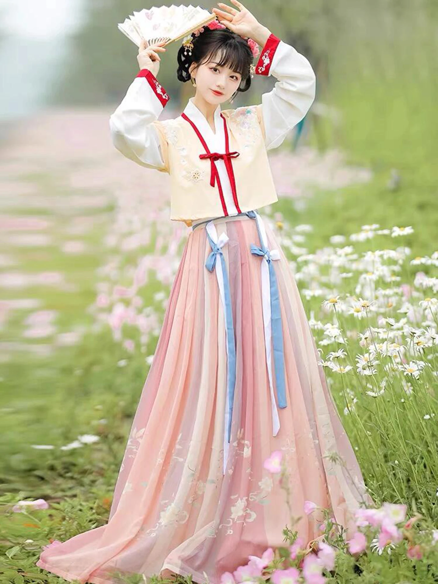 طقم تنورة Tang Dynas Sle Hanfu للسيدات لخريف وشتاء الهالوين مجموعة كاملة من الأزياء الصينية التقليدية للارتداء اليومي