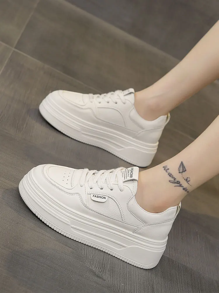 

Women's Sporty Casual Shoes Spring 2026 round Toe Thick Bottom Heightening White Sneakers Korean Style Low Cut Breathable
