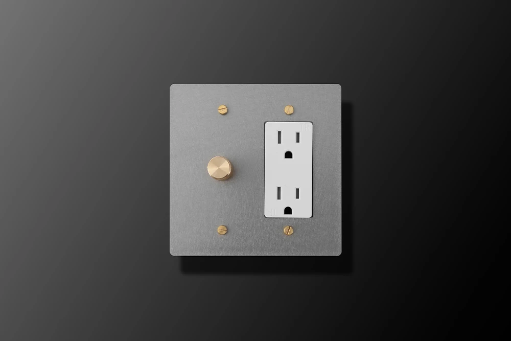 2-fach Edelstahl-Wandplatte, UL-gelisteter US-Standard-Drehdimmer und Steckdose für den privaten und gewerblichen Gebrauch mit 120 V – Detail 6
