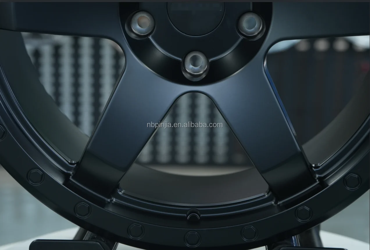 عجلات مزورة مصنوعة من خليط معدني عالي الجودة 5 فتحات 5x108 5x112 19 بوصة جنوط سيارة سوداء وما إلى ذلك عجلات مصنوعة من خليط معدني مزورة خفيفة للغاية