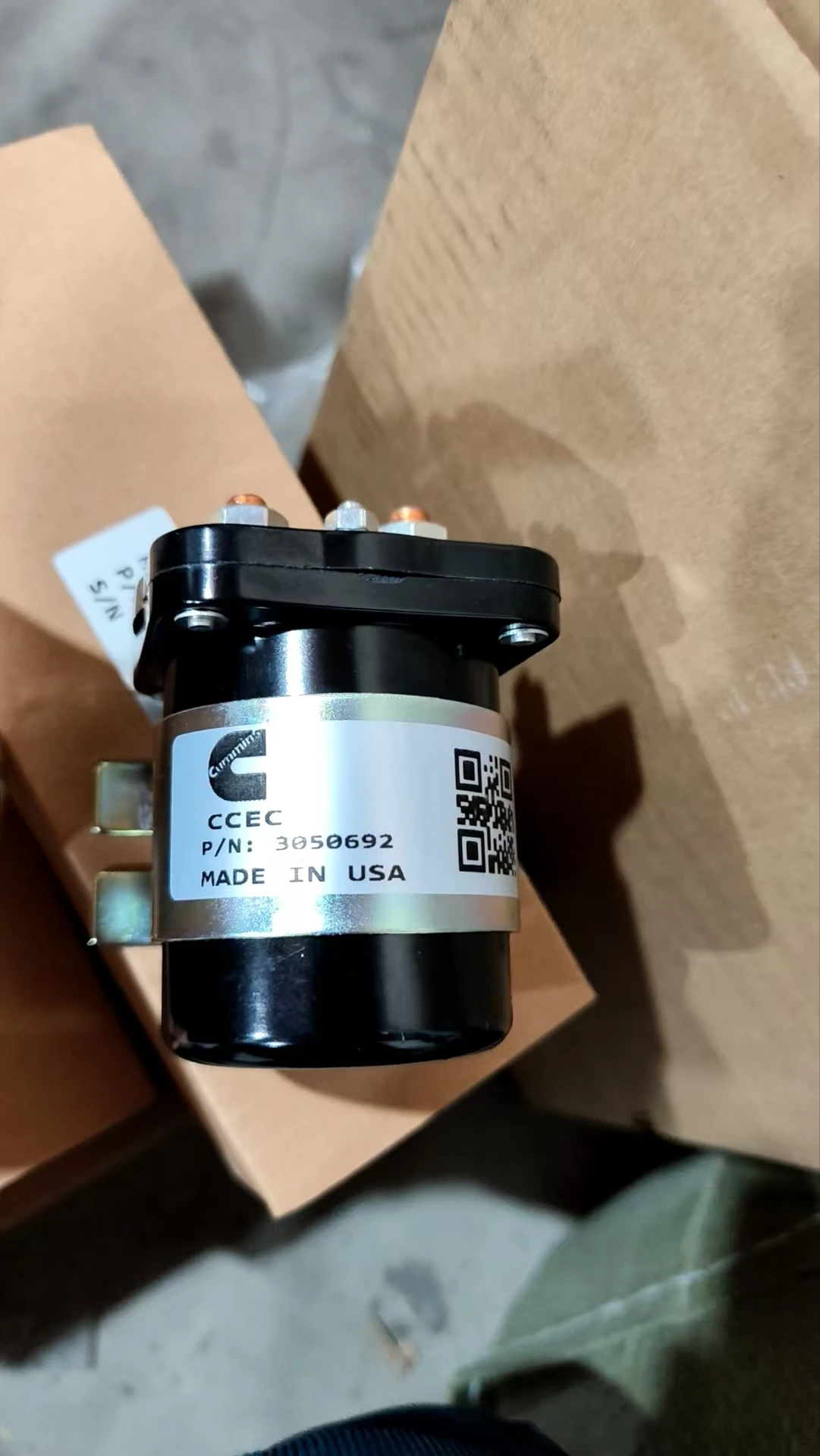 

3050692 Копия Cummins Магнитный переключатель Реле стартера Электромагнитный клапан 12 В/24 В Комплект деталей двигателя xeon