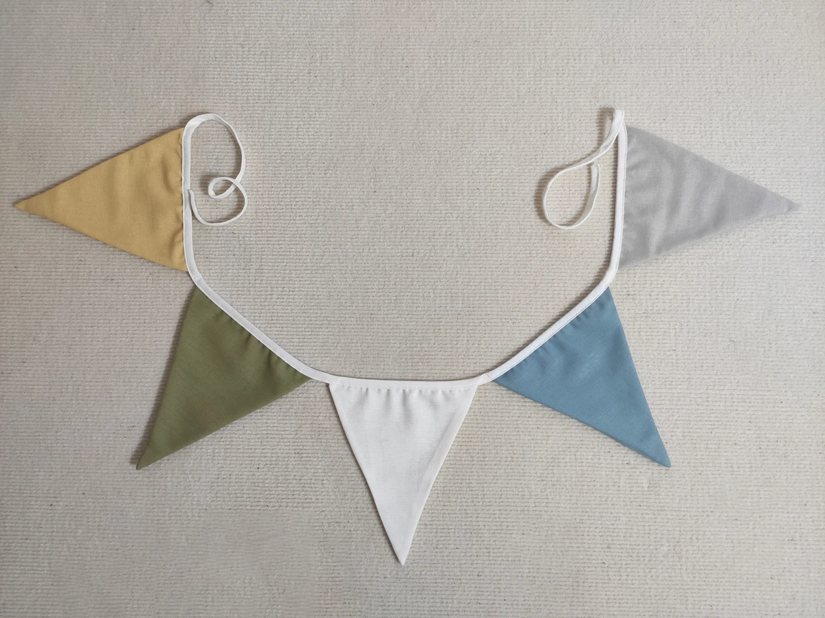 High Quality Linen Fabric Pennant Bunting Flag Decorative Garland Banner Party/Nursery Blue for Children