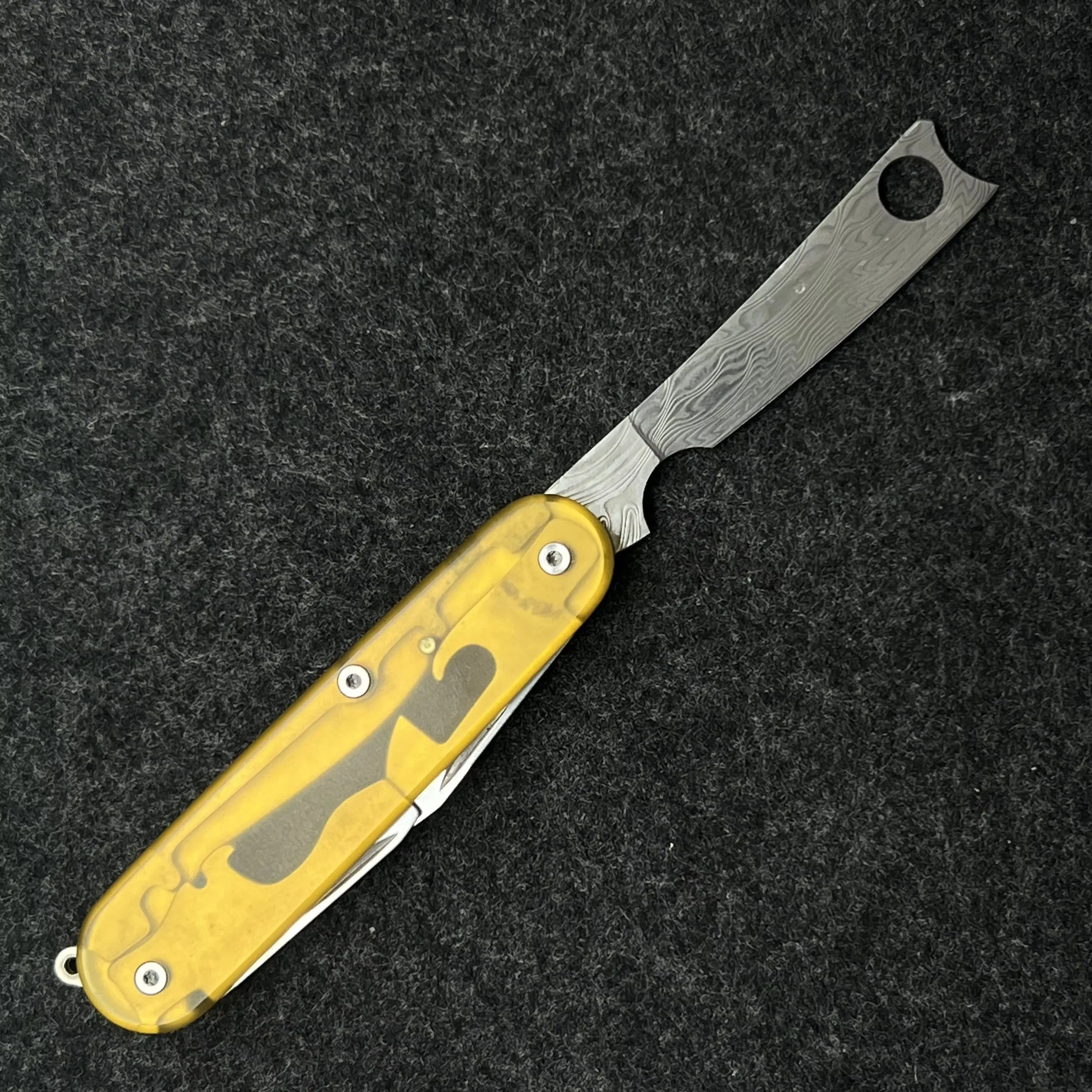 

Handmade Damascus Steel Replacement Blade With EasyOpen Hole For 84mm Victorinox Swiss Army Knife SAK DIY Accessories Gift