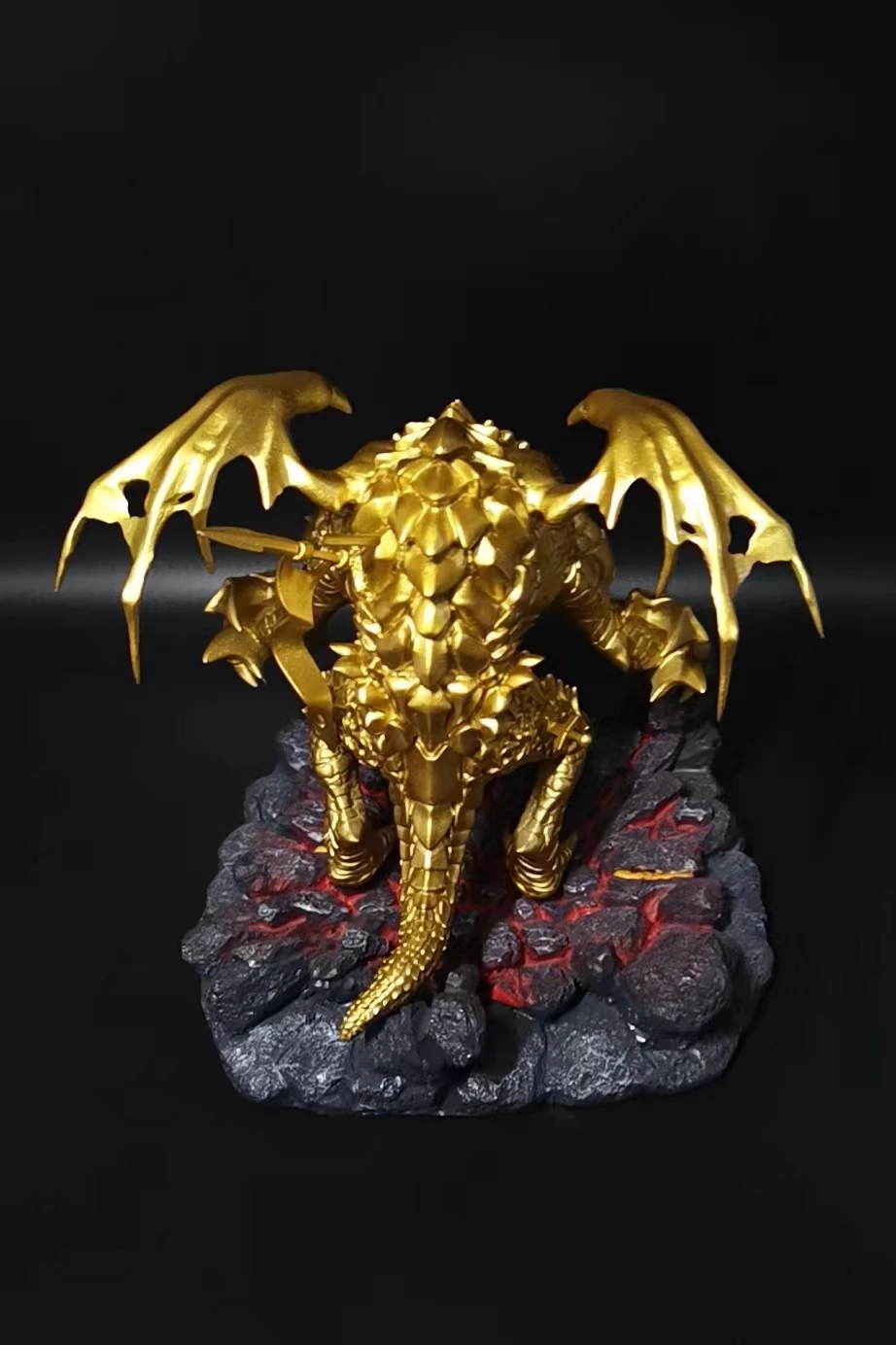 【In Stock】Original DOTA Anime Figurine Golden Roshan Statue Figures Cartoon Toy Collectible Model Toy A Nice Gift Keepsake