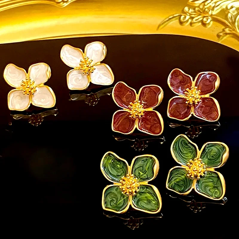 New Fashion Sweet Spring Summer Blue Pink Enamel Flower Earrings Light Luxury High-End Jewelry Party Gift For Women