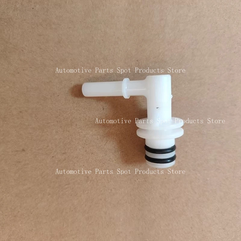 Motorcycle Oil Fuel Pump Pipe Connector Joint for Lifan LF250-D LF250-E LF250-K V16 V16PLUS KPT200
