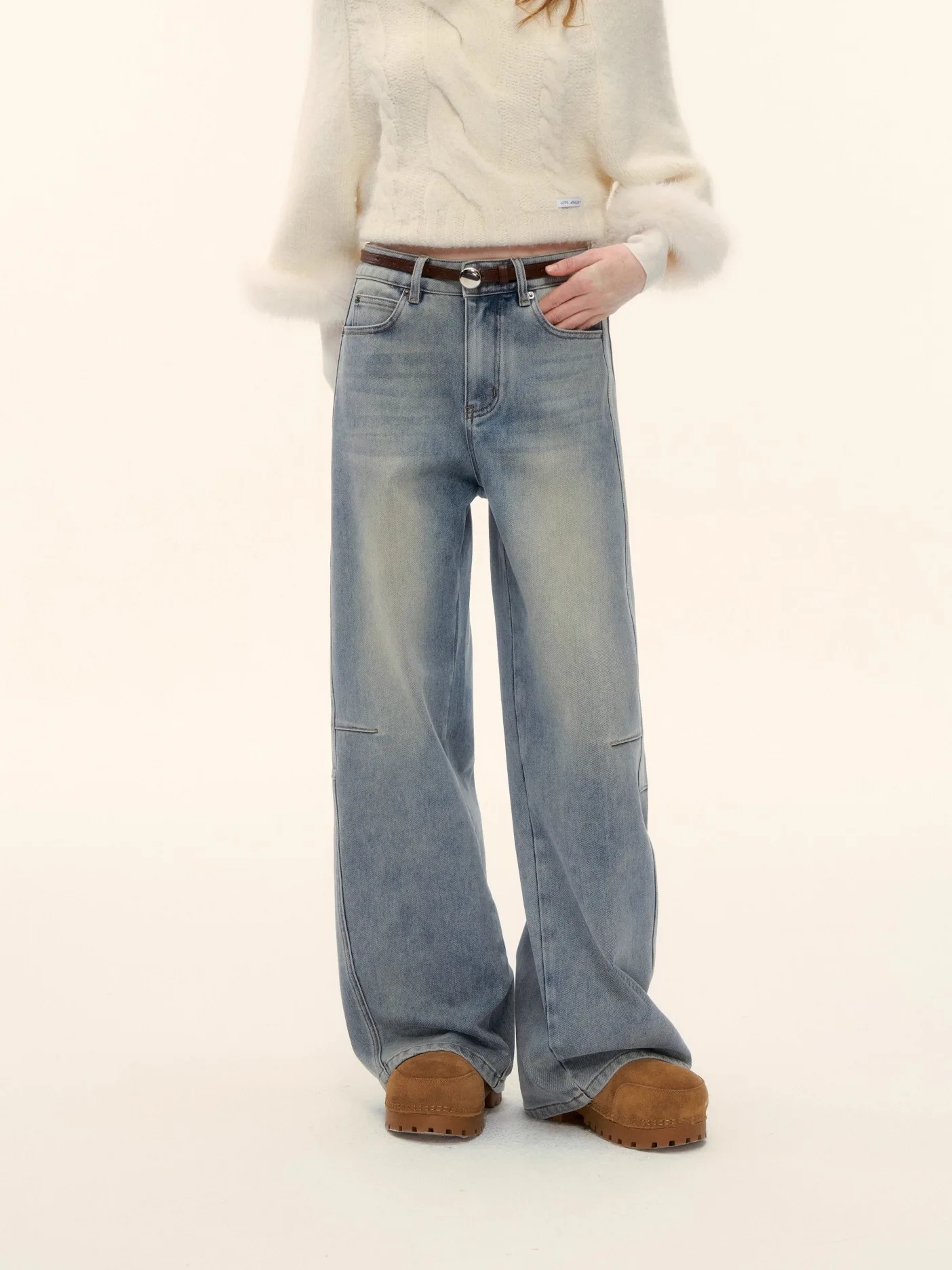 

Джинсы AsGony Light Blue Washed Faded Knife с высокой талией, декорированные поясом, с рваным краем, широкие, свободного кроя, прямые, длинные