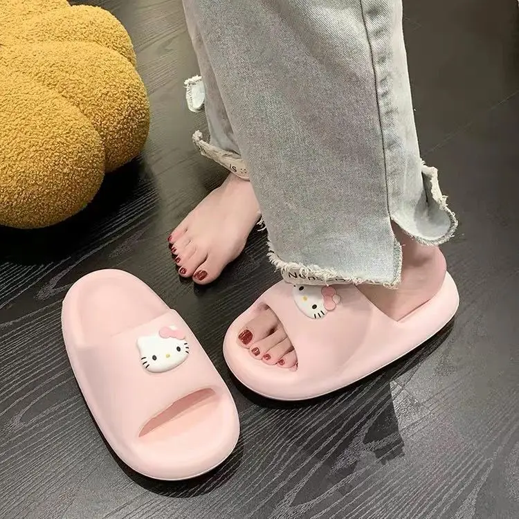 New Summer Sanrio Slippers Cute Hello Kitty Home Home Indoor Non-slip Soft Platform Ins Outside Wear Slippers Accessories Gift