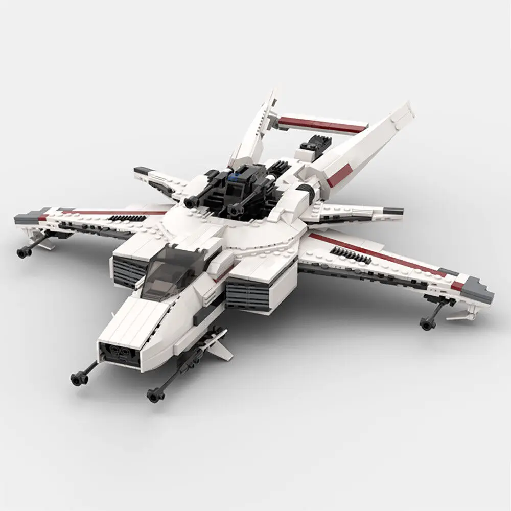 Small Combat Space Ship Medium Fighter from Video Game 900 Pieces MOC Build