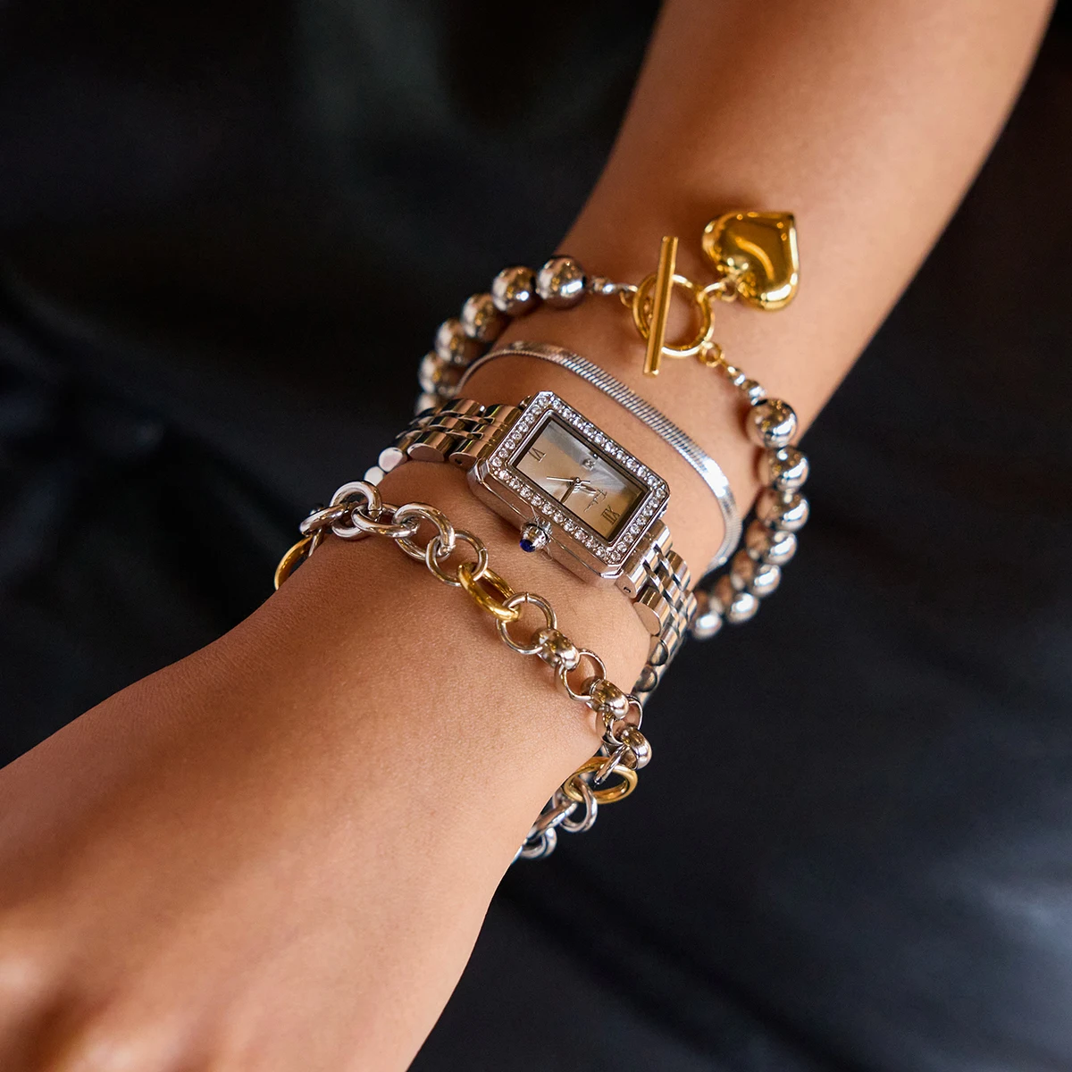 

AIKOER Stainless Steel Fashion Snake Chain Bracelet Geometric Rectangular Watch Bead Chain Stackable Bracelet Women's Jewelry