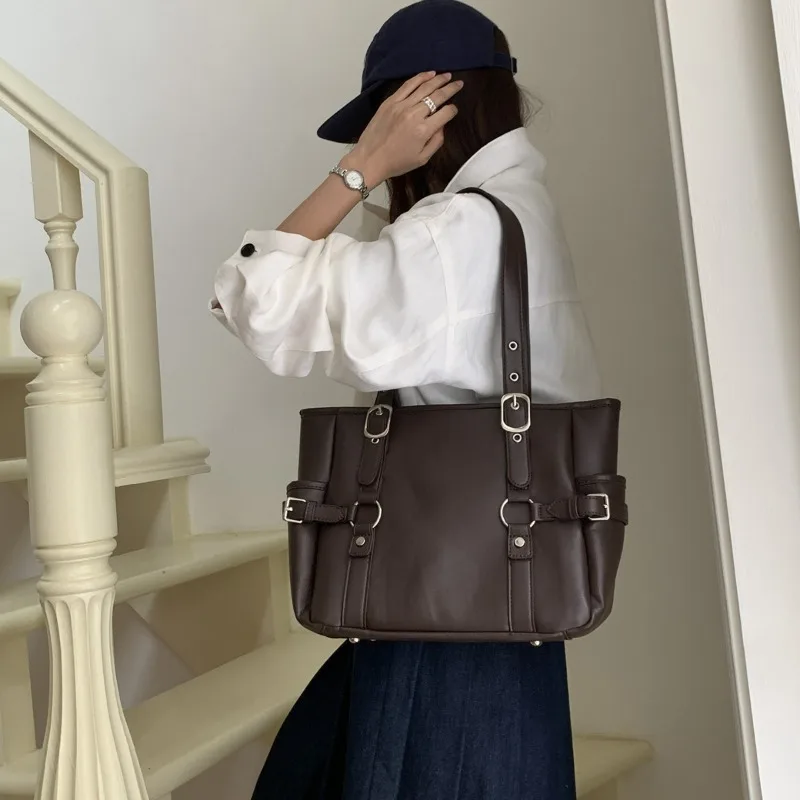 New Retro Hot Girl Handbag Women PU Leather Large Capacity Tote Bag Ladies Fashion Sweet Star Versatile Shoulder Bag view 3