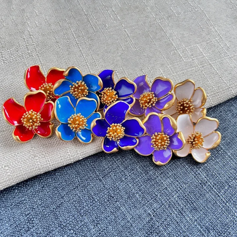 New Retro Warm Gold Fashion Multi-color Enamel Glaze Temperament Three-dimensional Flower Stud Earrings Women