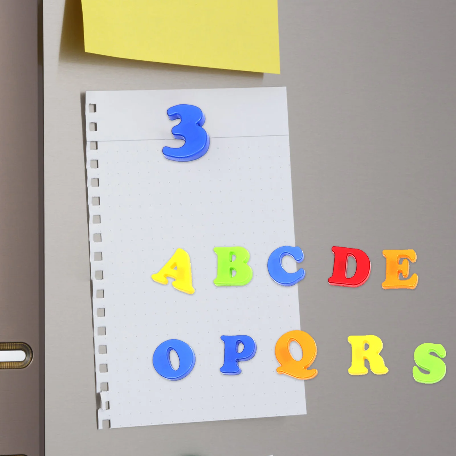 ชุดแม่เหล็กติดตู้เย็นรูปตัวอักษร 78 ชิ้น ตัวอักษรและตัวเลขแม่เหล็กหลากสีสันสำหรับเด็ก เสริมสร้างทักษะการเรียนรู้และการจดจำ