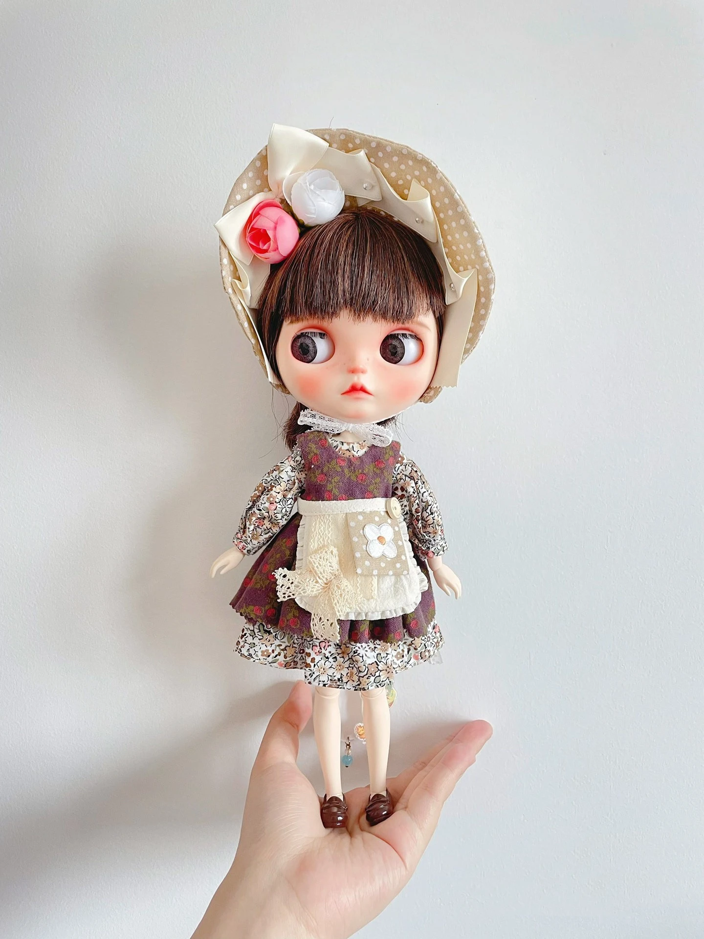 

BJD Blythe dress Clothes Autumn Coffee Skirt with hat 1/6 30cm Dolls (Fit for Pullip,Ob24, ob22、Licca)