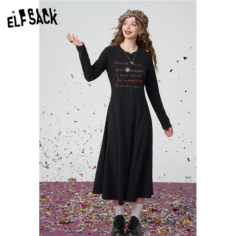 ELFSACK 2024 Winter New Arrivals Strawberry print black versatile knitted long dress for women with a cinched waist and round ne