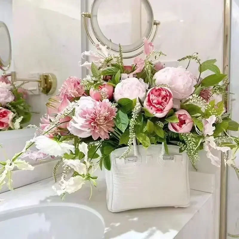 Platinum Resin Vase Flower Arrangement Home Decor Art Ornament Light Luxury Decorative for Living Room