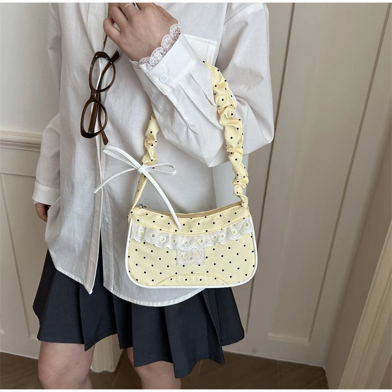 Gepunktete Spitzen-Rüschen-Unterarmtasche Süße Kleine Schultertasche mit Gerafftem Griff Hobo-Handtasche Damen Y2k Mini Quadratische Reißverschluss-Handtasche mit Schleife – Detail 4