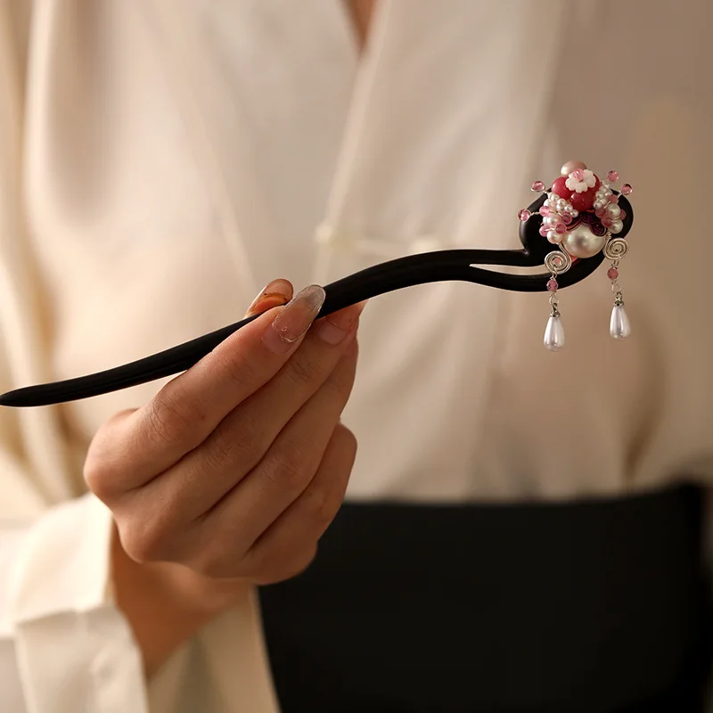 

New Chinese Style Black Sandalwood Hairpin – Elegant Pearl & Flower Decorated Stick for Hanfu, Qipao & Daily Wear