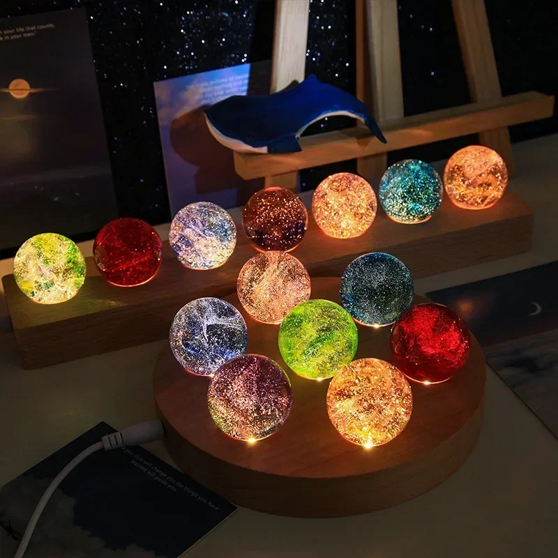 

3D Galaxy Planet Crystal Ball Night Light Lamp with LED Wooden Base Space Nightlight for Meditation Positive Energy Decoration