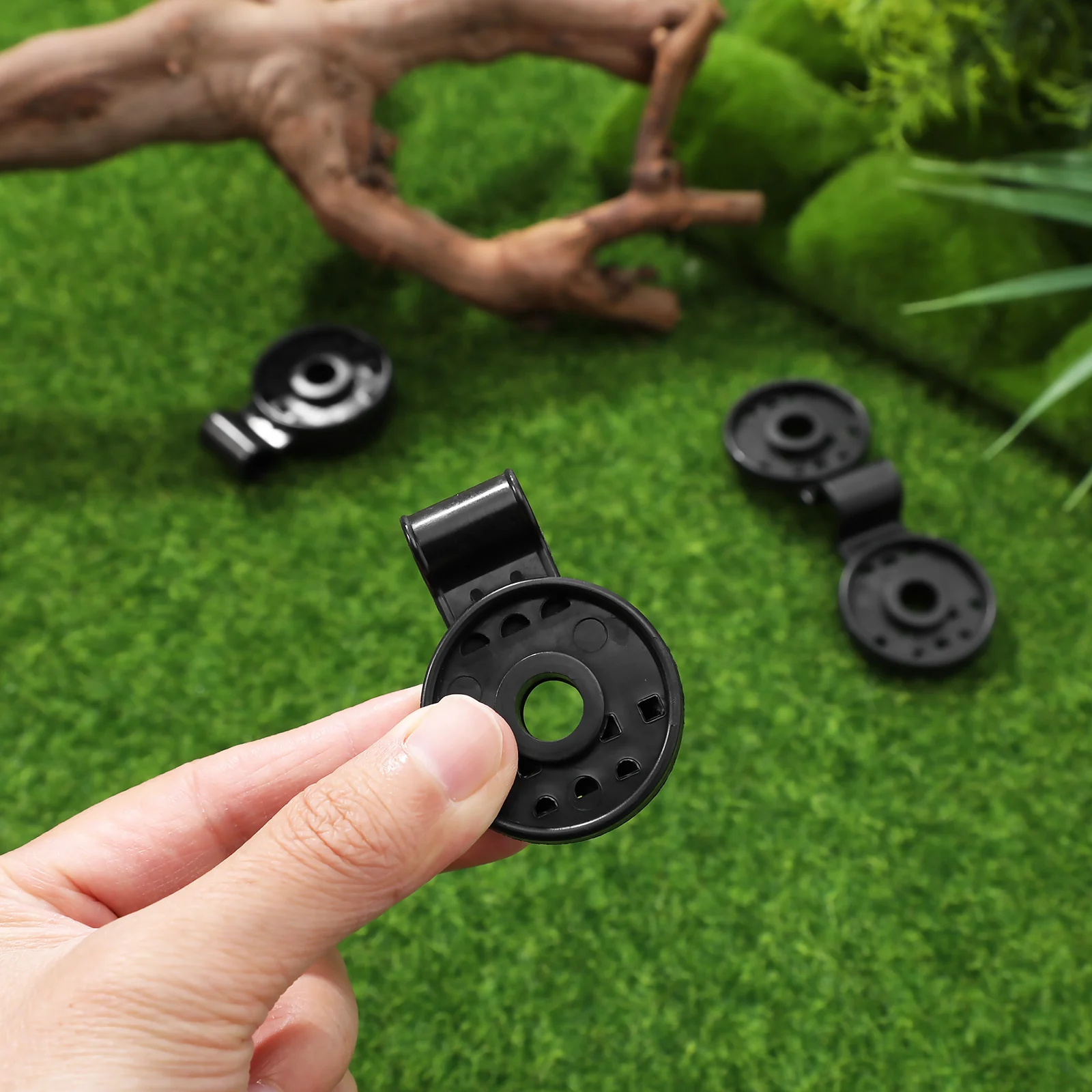 

50 Pcs Cloth Clips Sunscreen Netting Garden Sunshade Clamps Heavy Duty Tarp Shade Fabric Clips Film Buckle Greenhouse Mesh