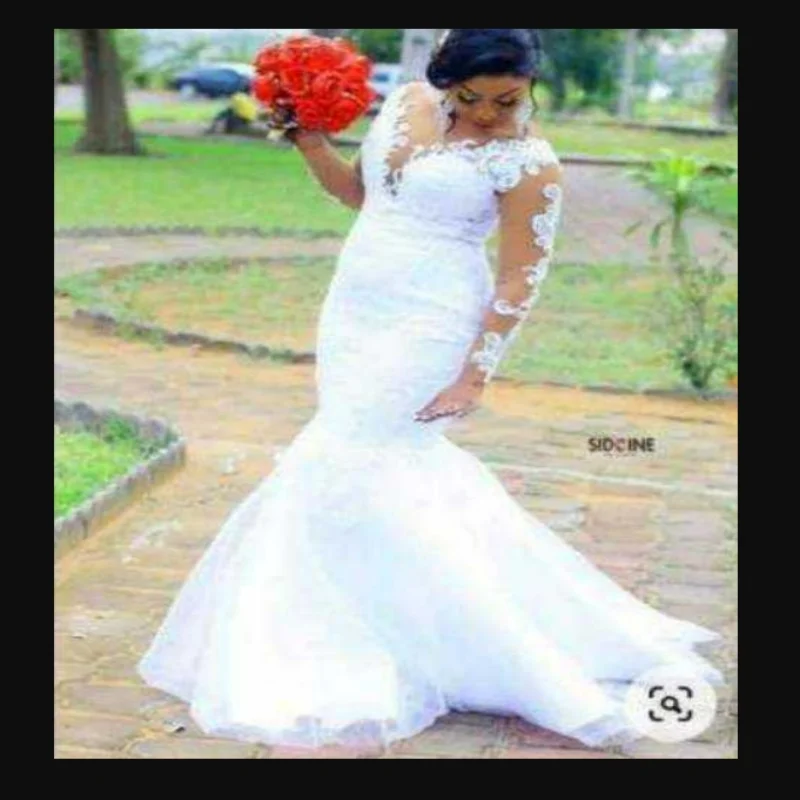 Maßgeschneidertes Meerjungfrau-Hochzeitskleid mit transparentem Ausschnitt und Spitzenapplikationen, Sweep-Zug, Robe De Mariée, lange Ärmel, Land-Brautkleid