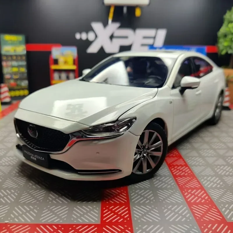 

Новинка 1:18, модель автомобиля MAZDA 6 ATENZA из сплава, литая металлическая Игрушечная модель автомобиля, Коллекционная модель высокого имитации, детский подарок, украшение