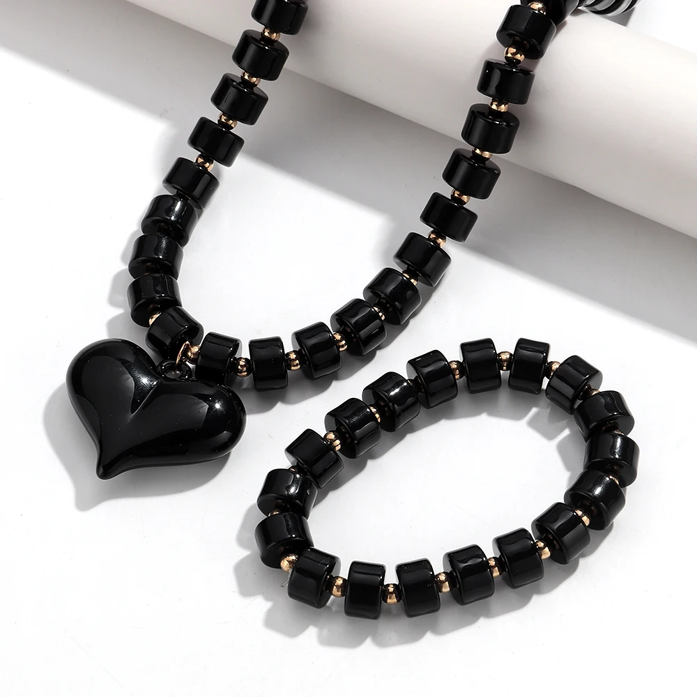Gothic-Acryl-Armbänder mit schwarzen Perlen, Halsketten-Set für Damen, modischer Herz-Anhänger, Choker-Halsketten, 2025, neuer Schmuck – Detail 11