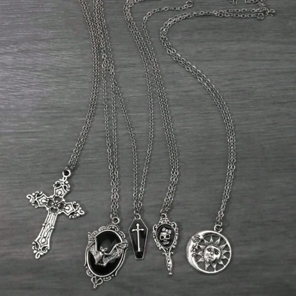 5pcs set Punk Rock Relief Bat Skull Sun Cross Coffin Pendant Necklace for Men Women Friend Halloween Y2K Gothic Jewelry Gift