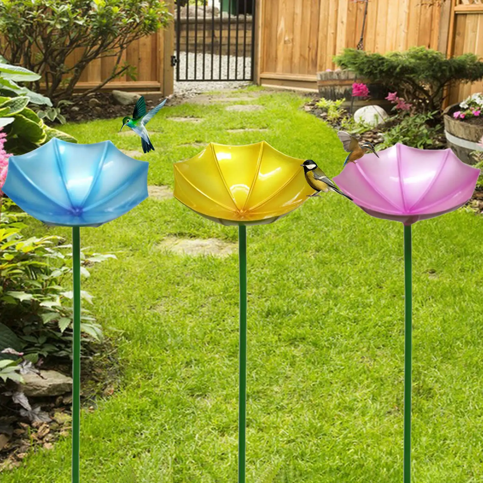 

MetalBird Drinker Ornament Easy to Use Bird Bath Bee Feeder Stake Metal Bee Cup for Courtyard Yard Backyard Outdoor Patio