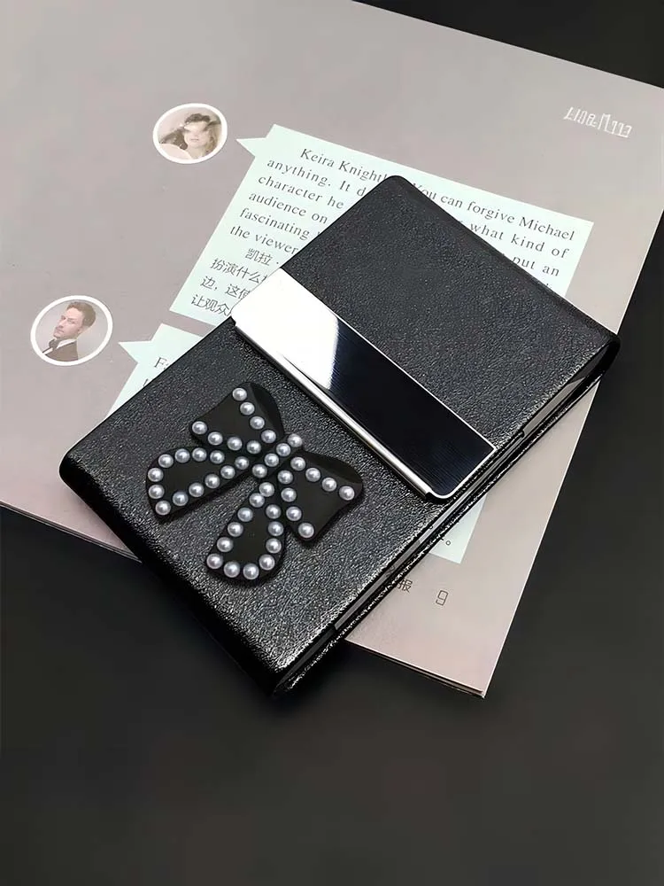 

PU Card ID Holders: Innovative Solution for Your Everyday Needs Pearl Diamond Decor