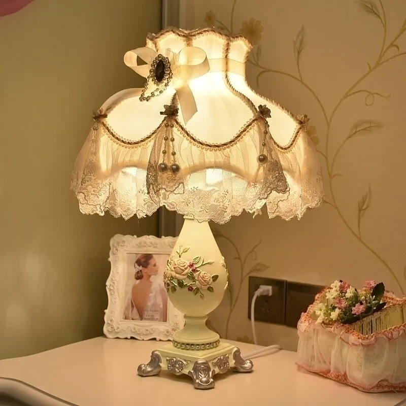European Lace Princess Desk Lamp Bedroom Bedside Ambient Light Wedding Everlight Wedding Gifts Smart Bedside Lamp