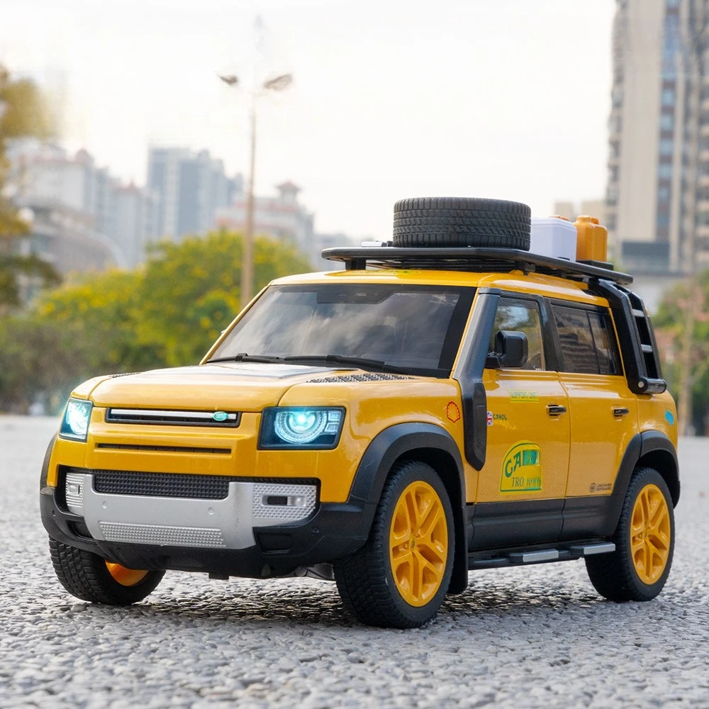 

1:18 Defender 110 Camel Cup Bay Edition Alloy Off Road Diecast Model Sound & Light Toy Large Ornament Gifts for Boy