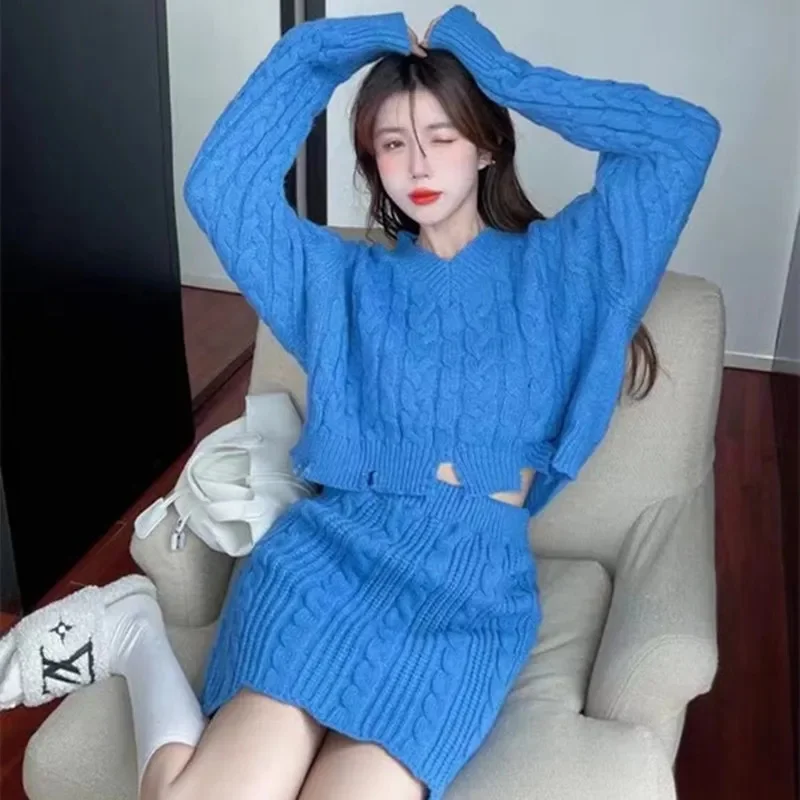 

Autumn and Winter 2024 New Little Fragrant Suit Women's Short Fried Dough Twists Knitted Sweater Wrap Hip Skirt Single/Set Two