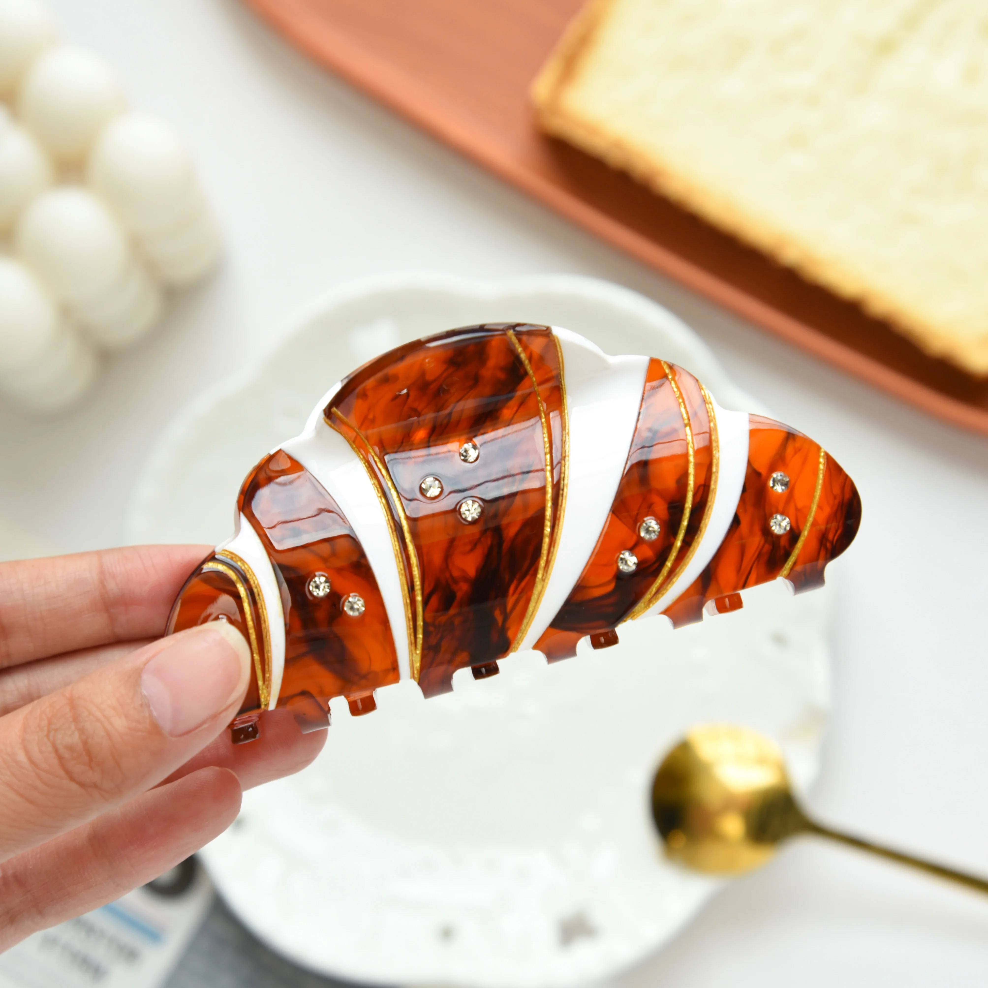 NEW 10CM Large Croissant Hair Claw Food Series Acrylic Claw Clips Rhinestone Crab Hair Clips for Women Girls Hair Accessories - Image 3