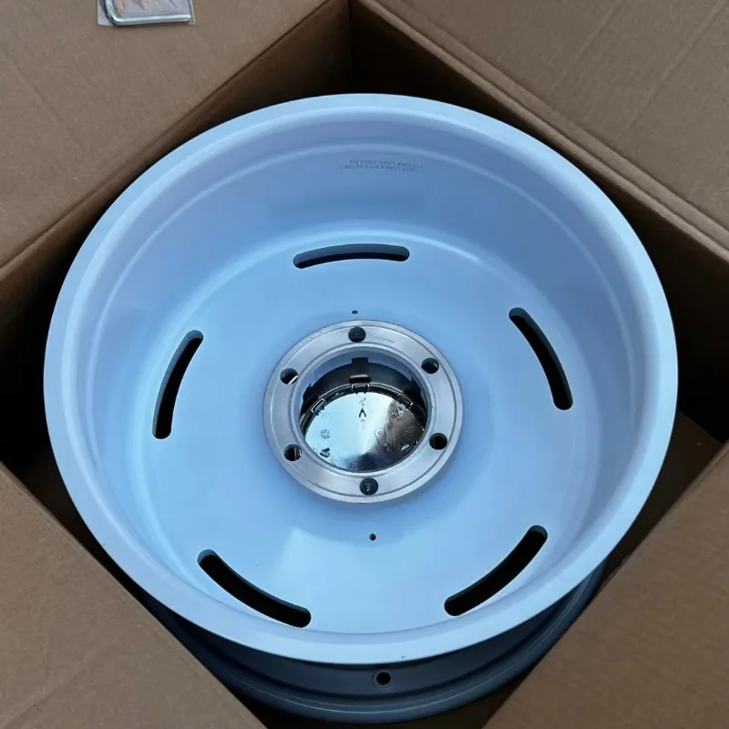 Offroad 17 18Inch For Toyota Prado Land Tank Deep Lip Car Magazine 4x4 Rim Wheels Passenger Car White Wheel