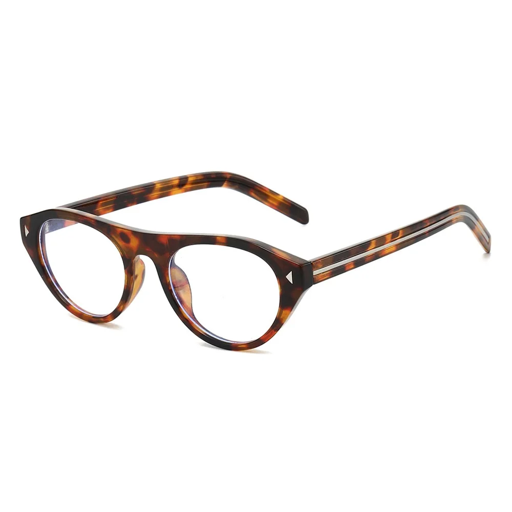 2026 Neue heiße kleine Cat-Eye-Sonnenbrille für Damen – Vintage Dreieck-Nieten-Cateye-Sonnenbrille für elegante Damen in Leoparden- und Schwarztonen