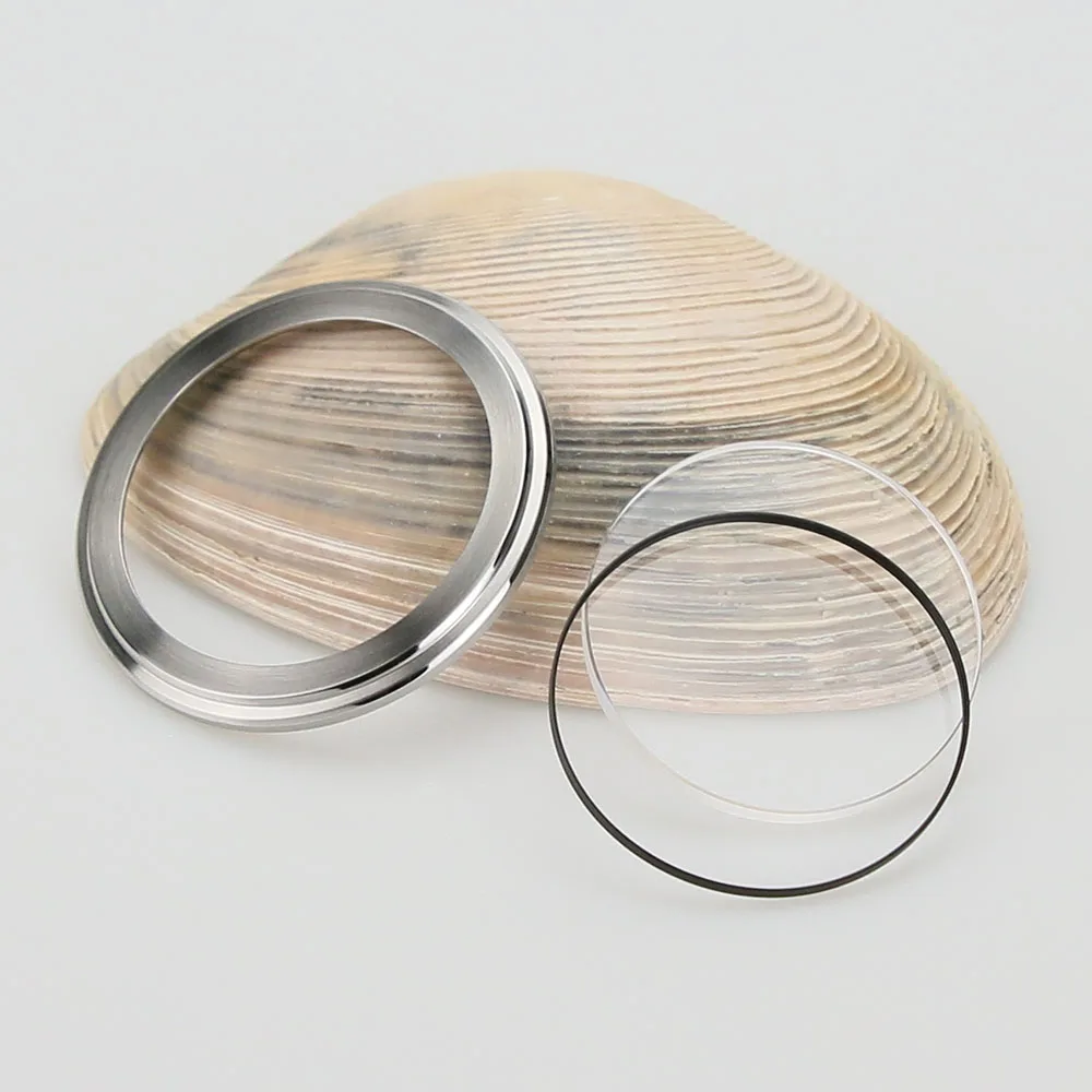 ساعة SKX007 من الفولاذ المقاوم للصدأ 316L بإطار مسطح رفيع ونحيف ثابت مع زجاج الياقوت المسطح