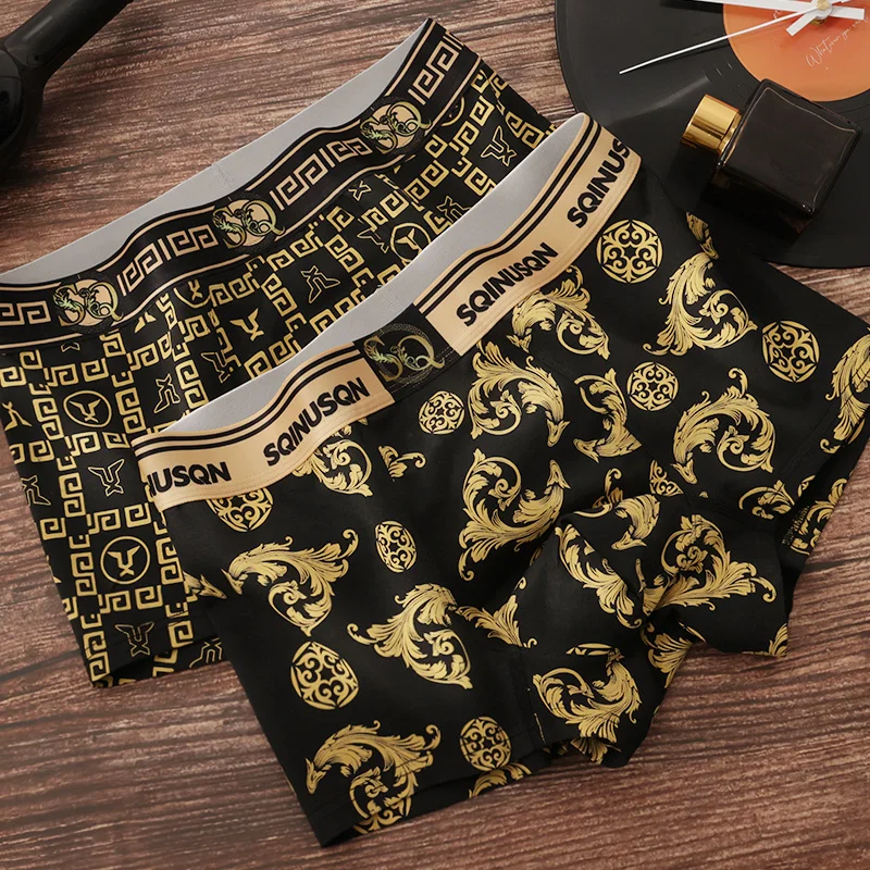 سراويل الملاكم الباروكي للرجال - مزيج فسكوزي/قطن/ألياف لدنة، زخارف باروكية ذهبية وشعار SQINUSON، تصميم فاخر عتيق!