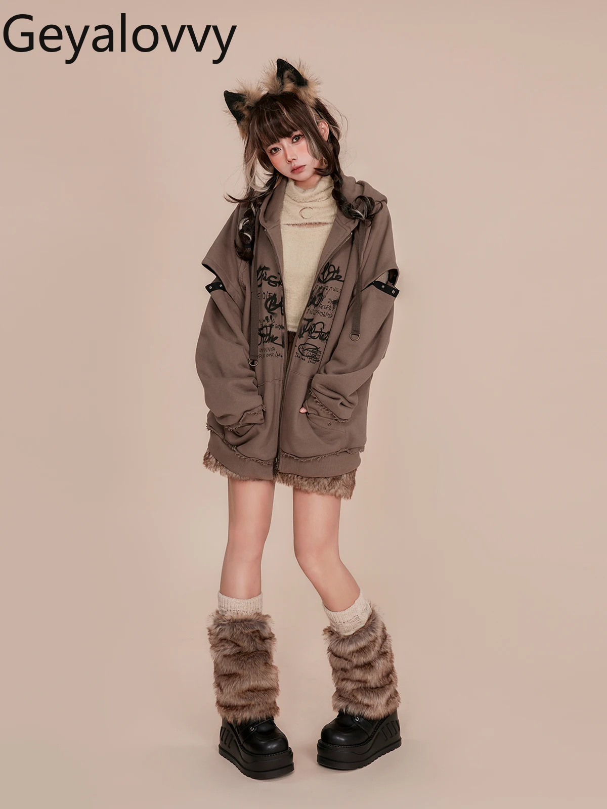 

Plush Hooded Graffiti Print Loose Thickened Sweatshirt Jacket Autumn New Couple Style Long Sleeve Versatile Sweet Zipper Hoodies