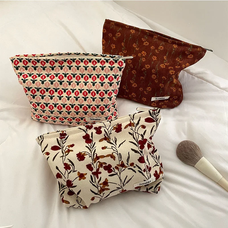 Fashion Corduroy Cosmetic Bag Retro Flower Print Cosmetic Bag Portable Wash Bag Women Travel Cosmetic Bag Beauty Storage Bag