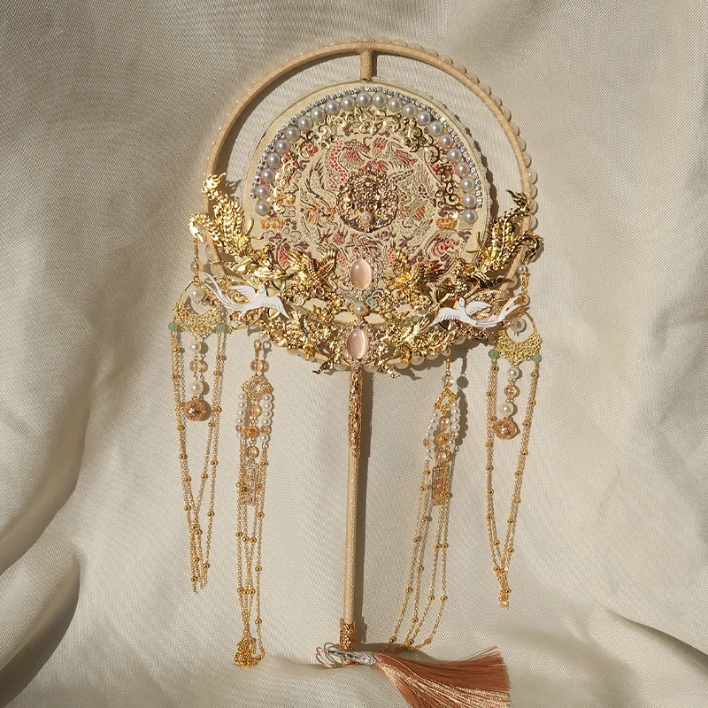 Vintage Chinese Wedding Decorative Fans For Bride Bridesmaid Handheld Hand Fan Duble Swallow Tassels Palace Clothes Fan ZC96