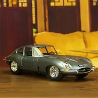 Bburago | โมเดลรถโลหะผสม ขนาด 1:18 รุ่น 12046