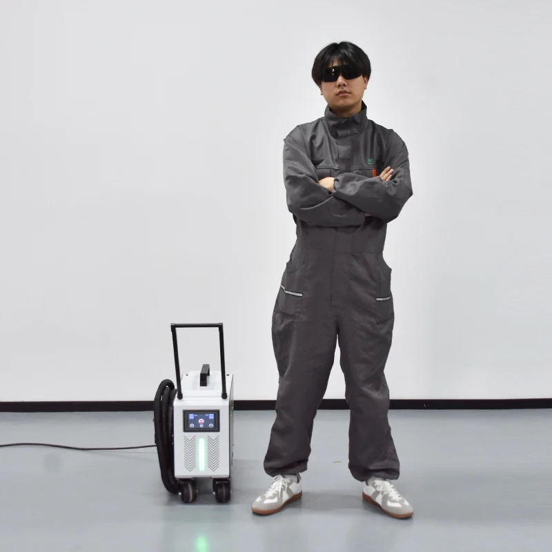 300W Factory Supply Mini Luggage Handheld Pulse Laser Cleaning Machine Easy To Operate Rust Removal