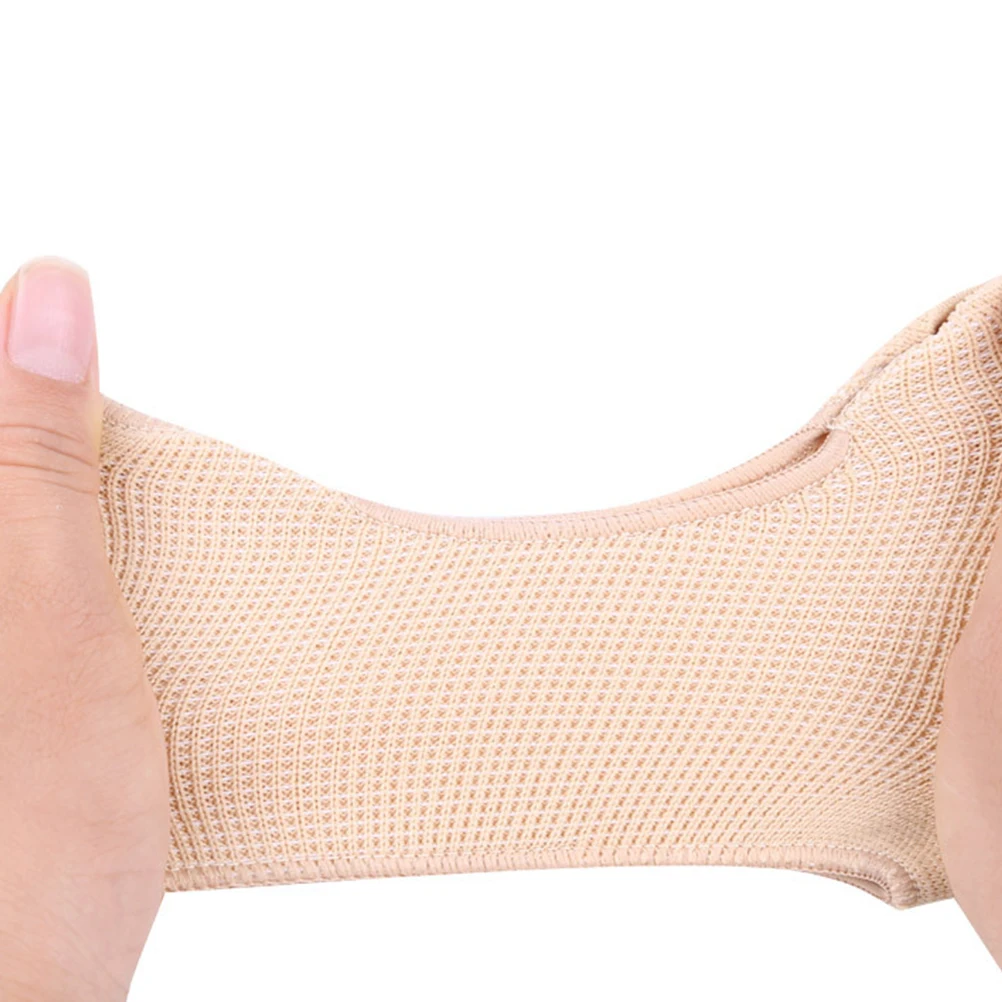 

Toe Corrector Hallux Valgus Thumb Straighteners Soft Comfort Material Relieves Pain Bent Toes Hidden Shoes Easy Life Small Carry